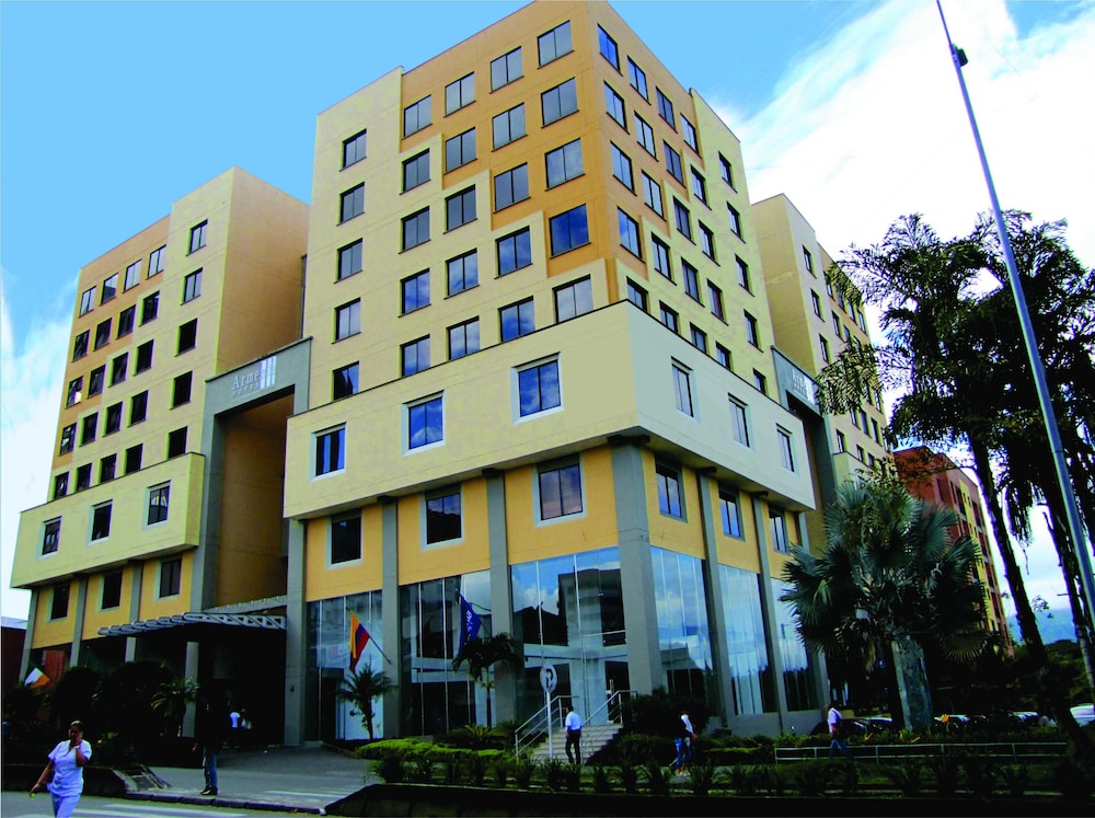 Armenia Hotel 66/74