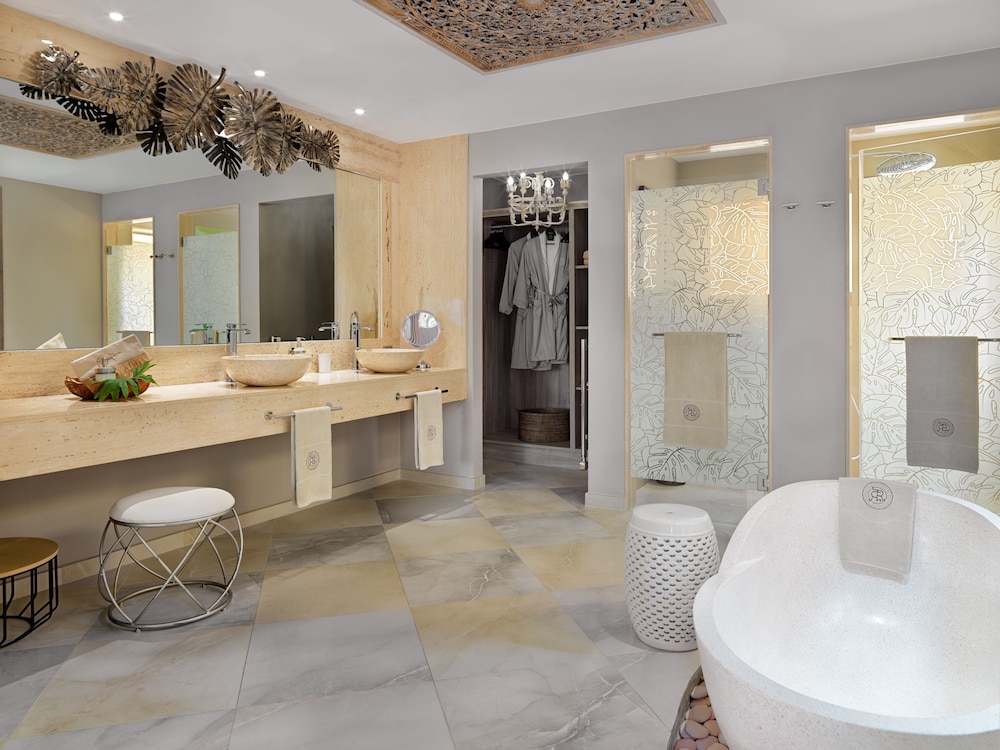 Royal River Luxury Hotel (Adults Only +16) 14/75
