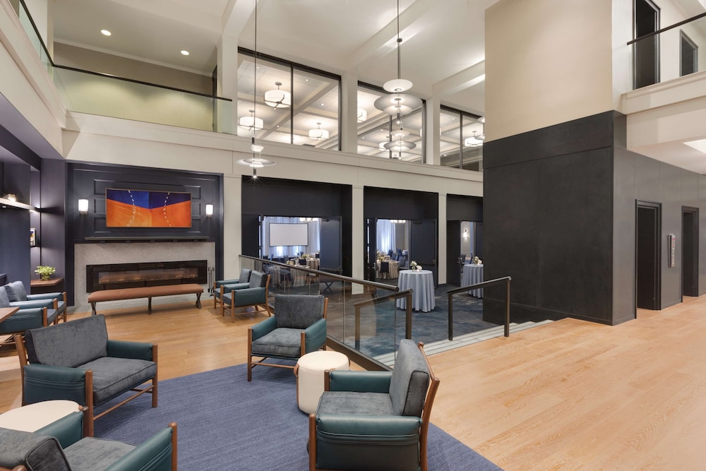 Hotel Champlain Burlington, Curio Collection by Hilton 55/77