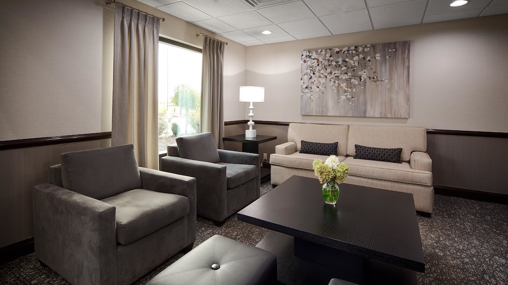 Best Western Suites Columbus 25/35