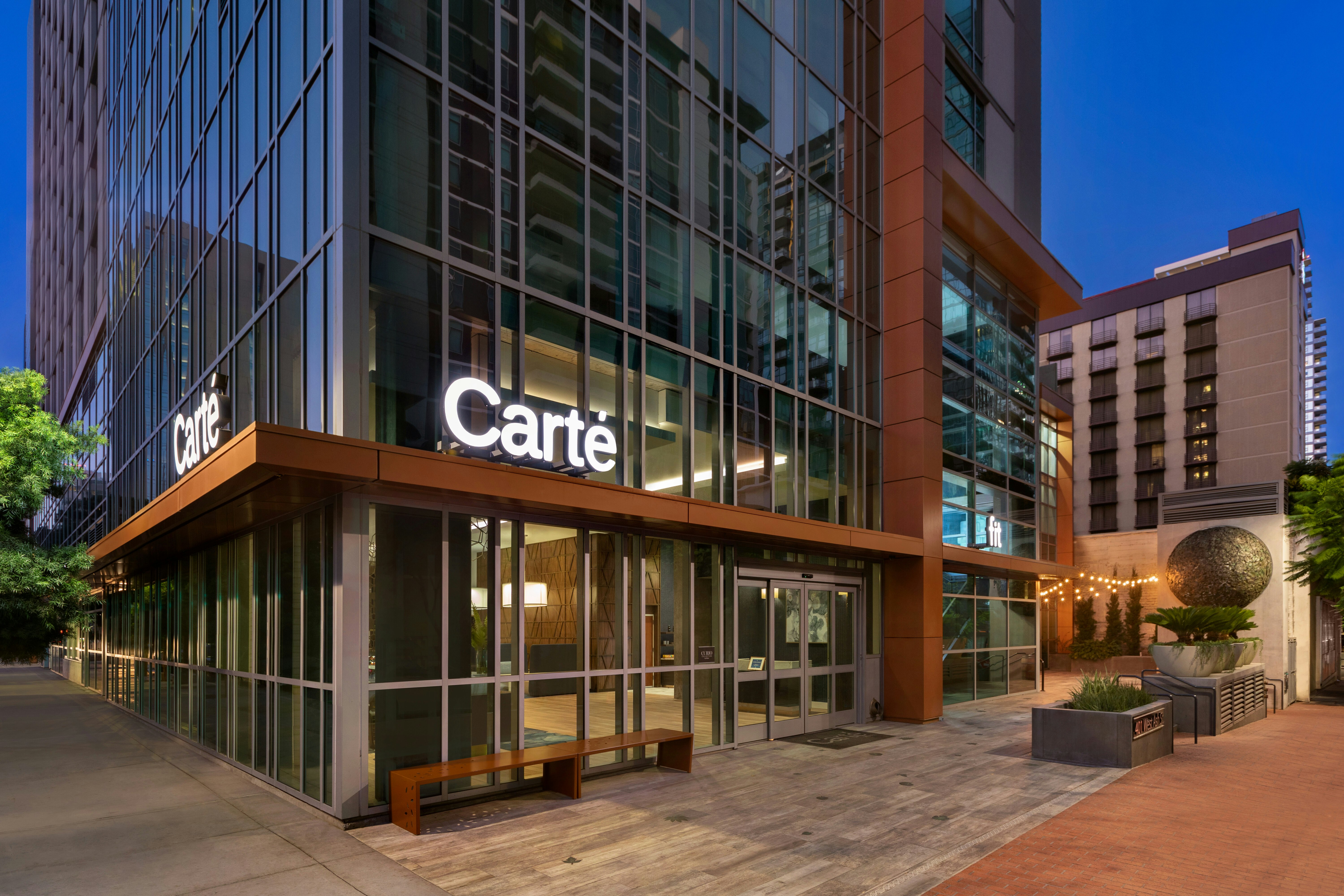 Carte Hotel San Diego Downtown Curio Collection By Hilton 83/87