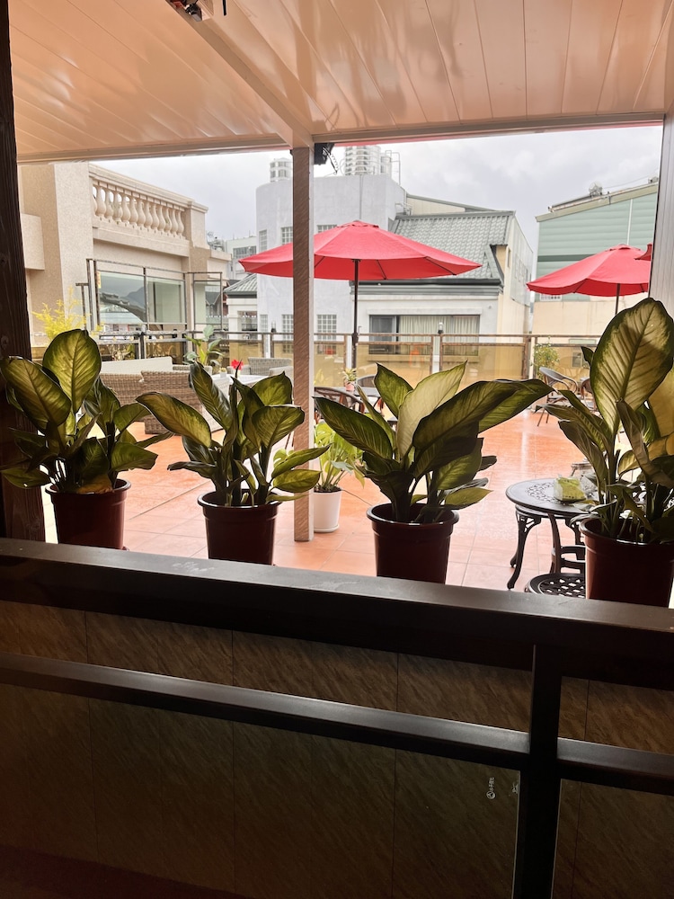 Sun Moon Lake Youngquan Hotels 8/50