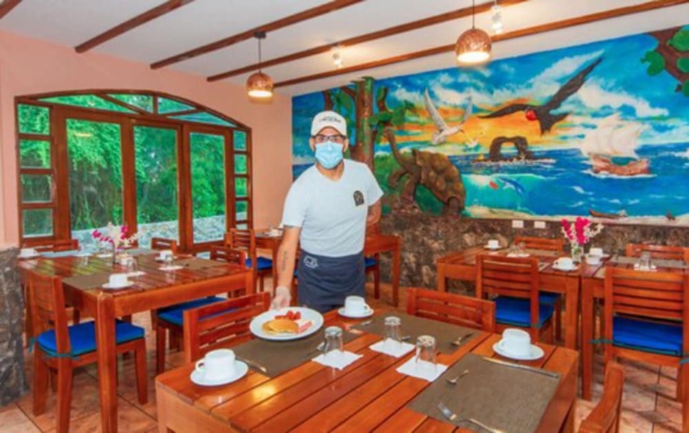 Grand Hotel Leon Marino Galapagos 36/46