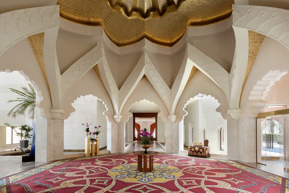 Lobby at Al Husn Hotel Muscat, MUSCAT