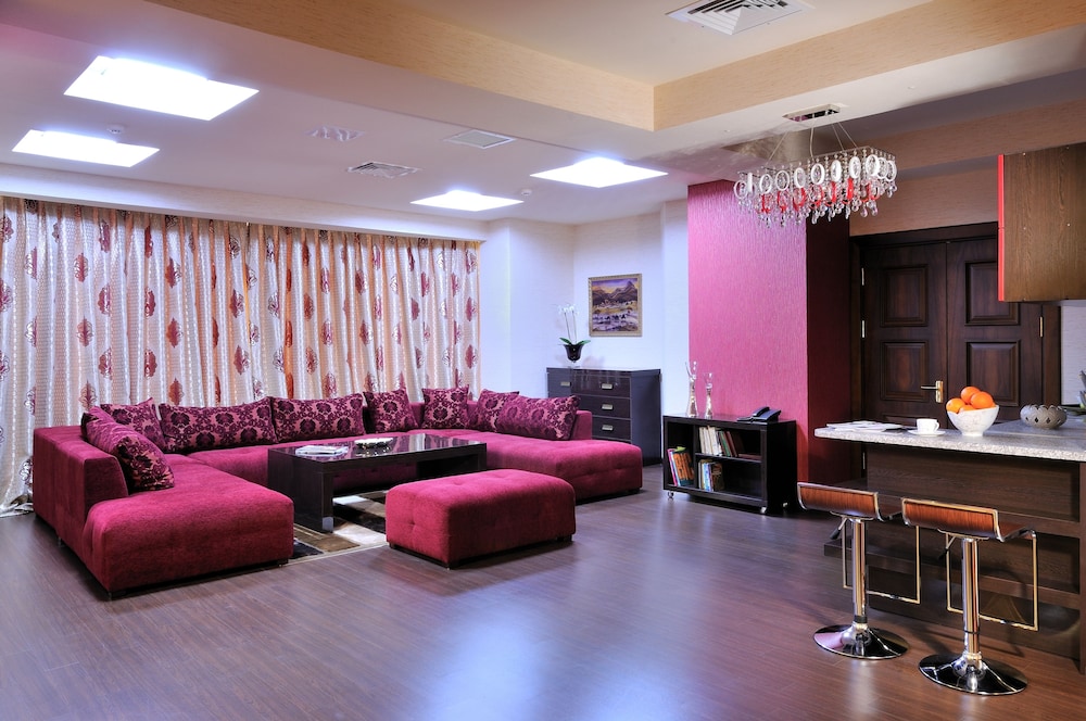 Darhan Boutique Hotel 40/69