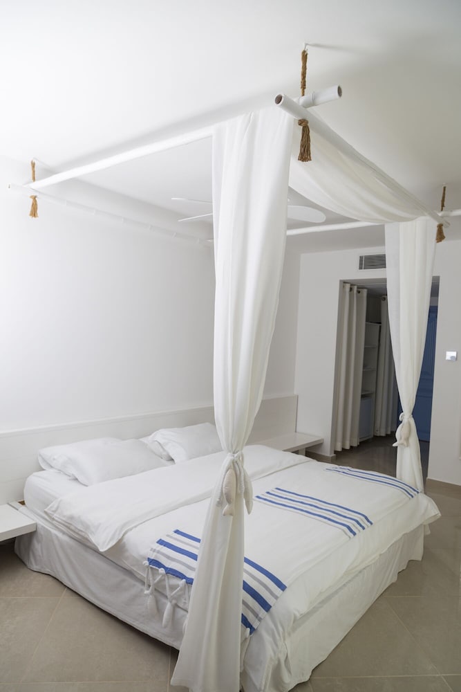 Alacati Port Hotel 14/50