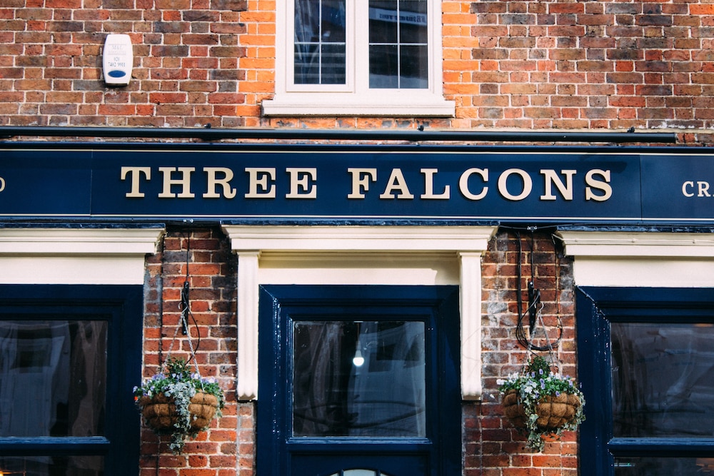Three Falcons Hotel 2/50