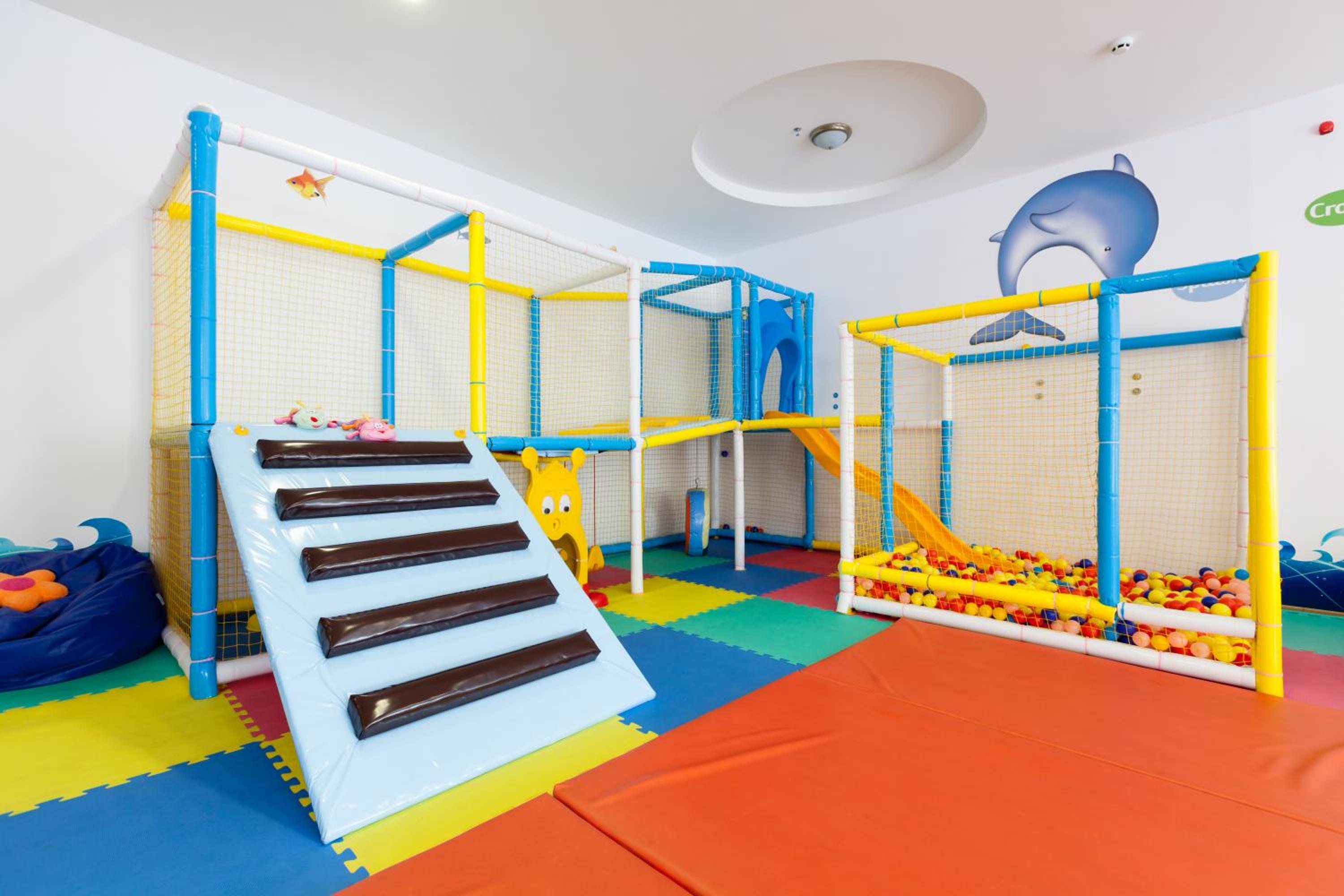 Melia Grand Hermitage 72/81