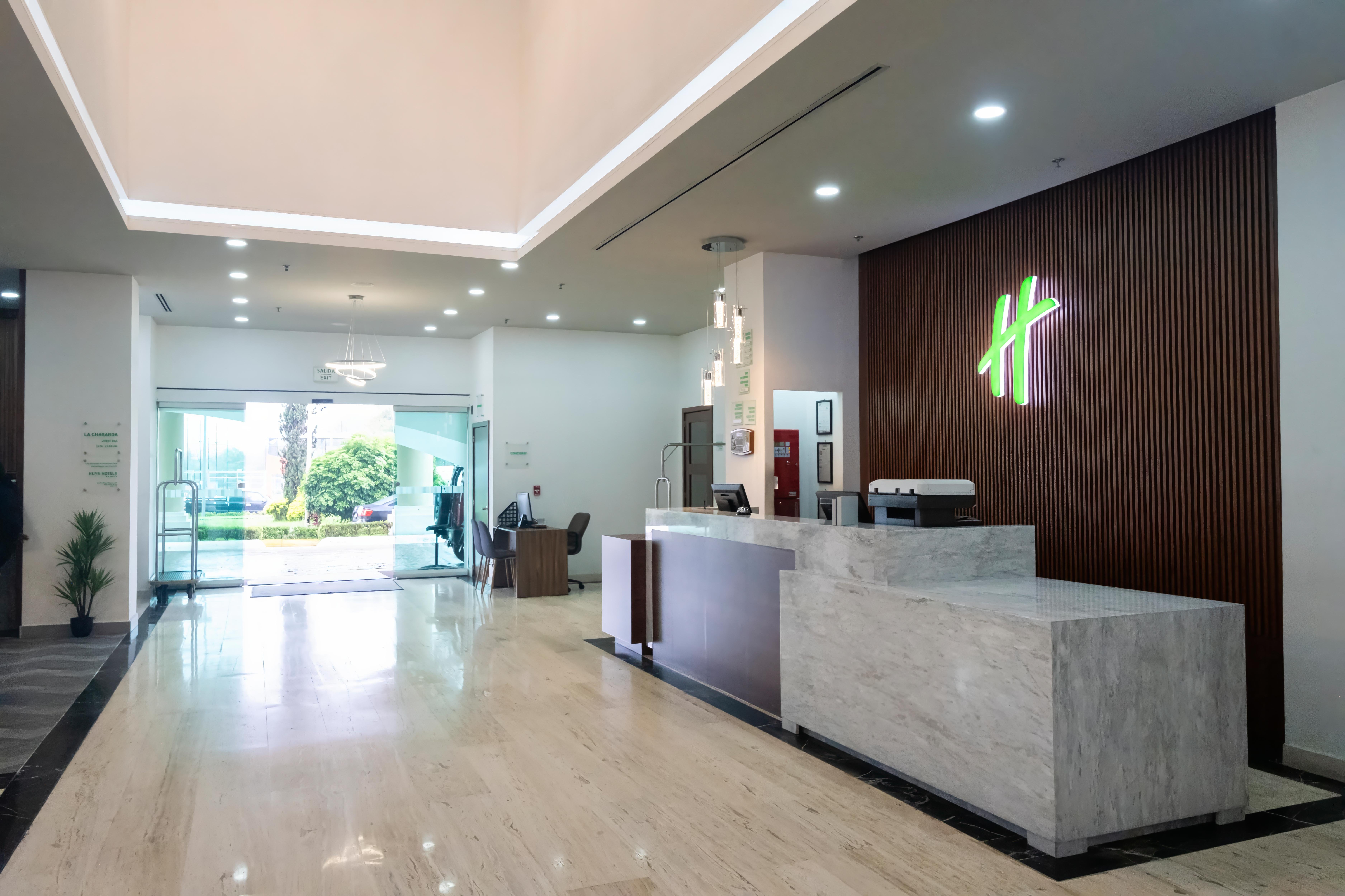 Holiday Inn Uruapan 7/39