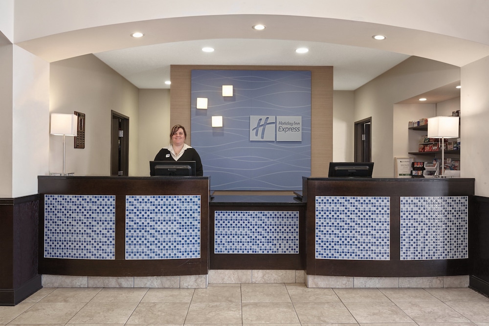 Holiday Inn Express Hotel Suites Pekin Peoria Area 4/62