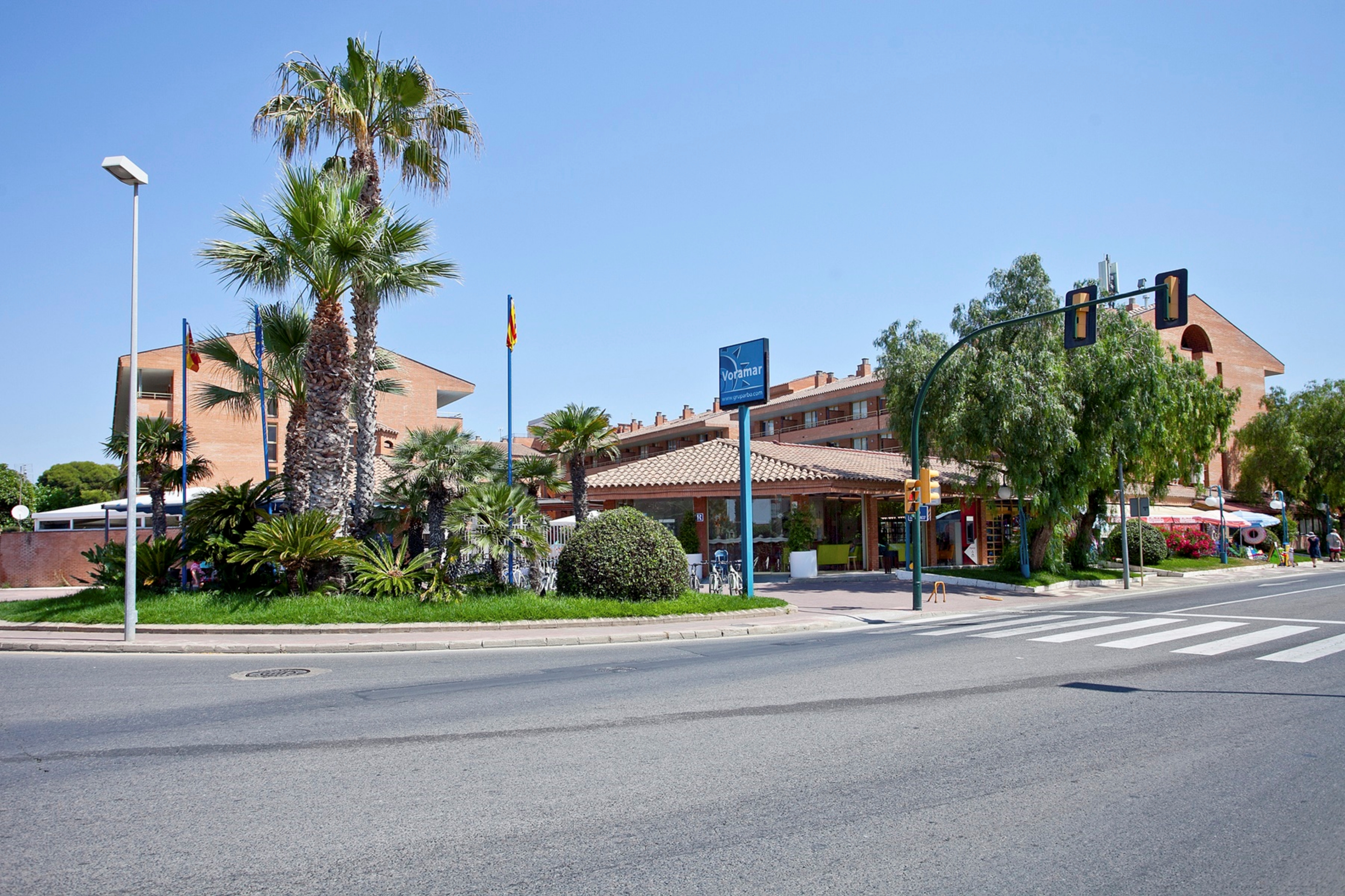 Voramar Aparthotel 18/21