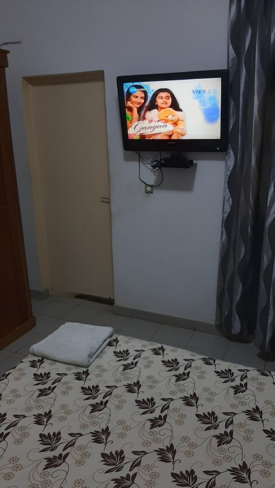 Aziz Residence 5/37