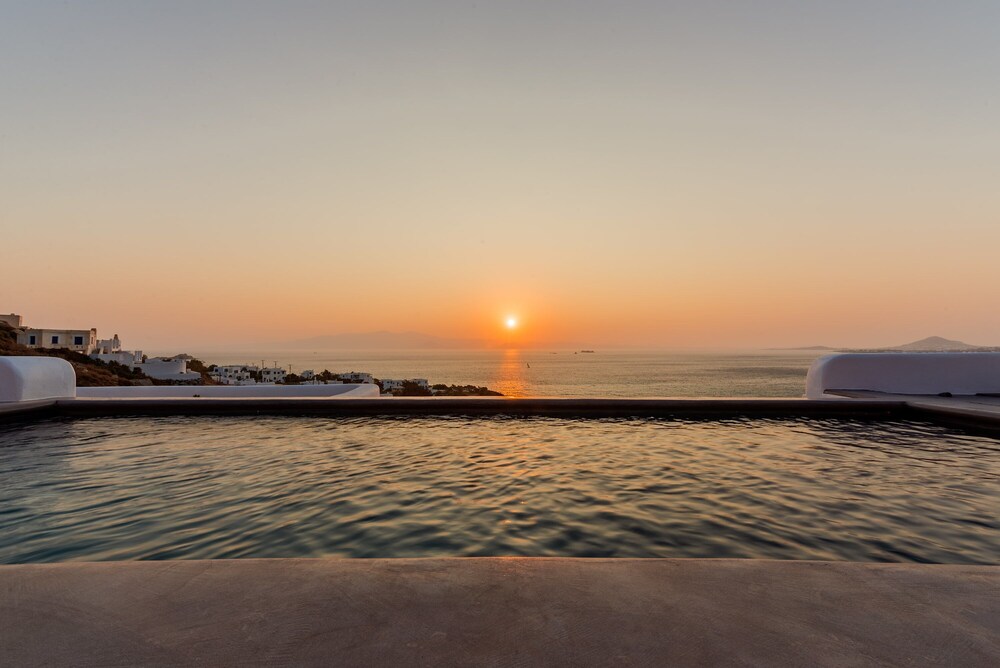 Venti Villa Naxos 18/30