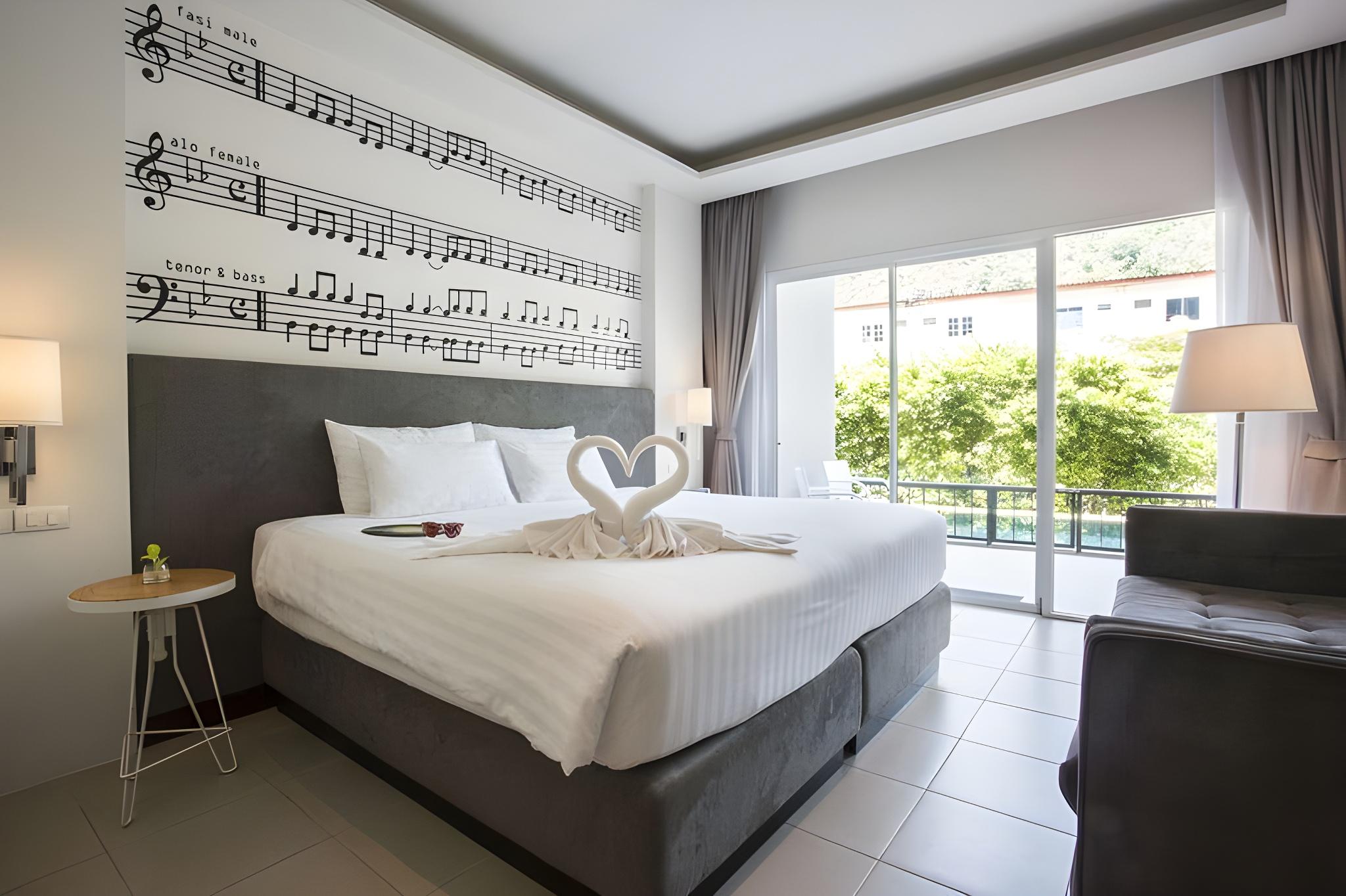 JAZZ POOL ACCESS