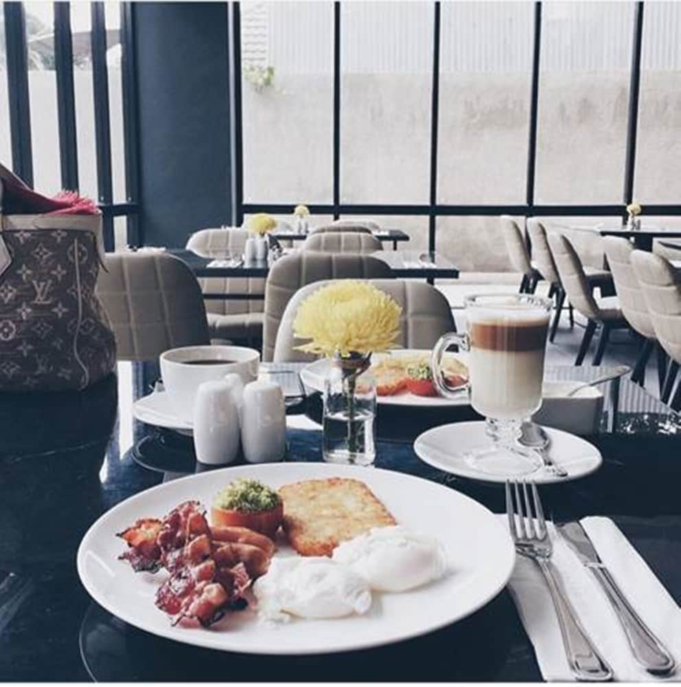 Park5 Hotel Cilandak 48/65