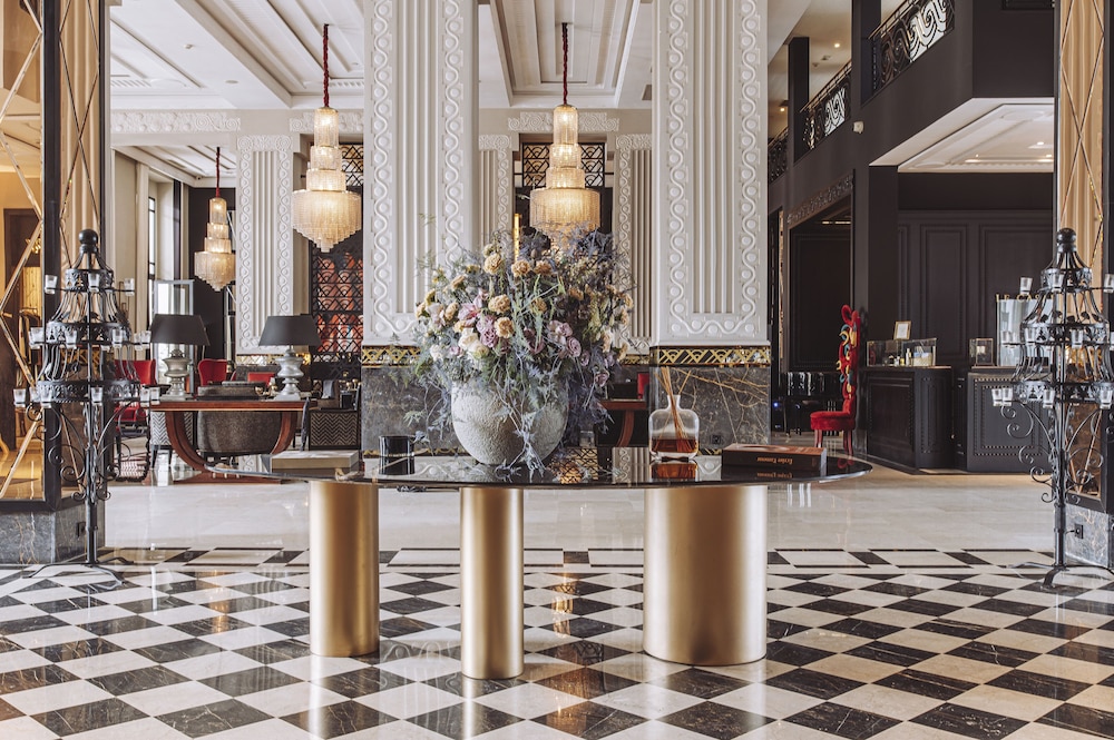 LE CASABLANCA HOTEL 54/61