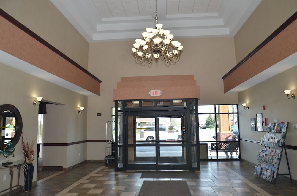 Quality Inn Near Walden Galleria Mall 22/36