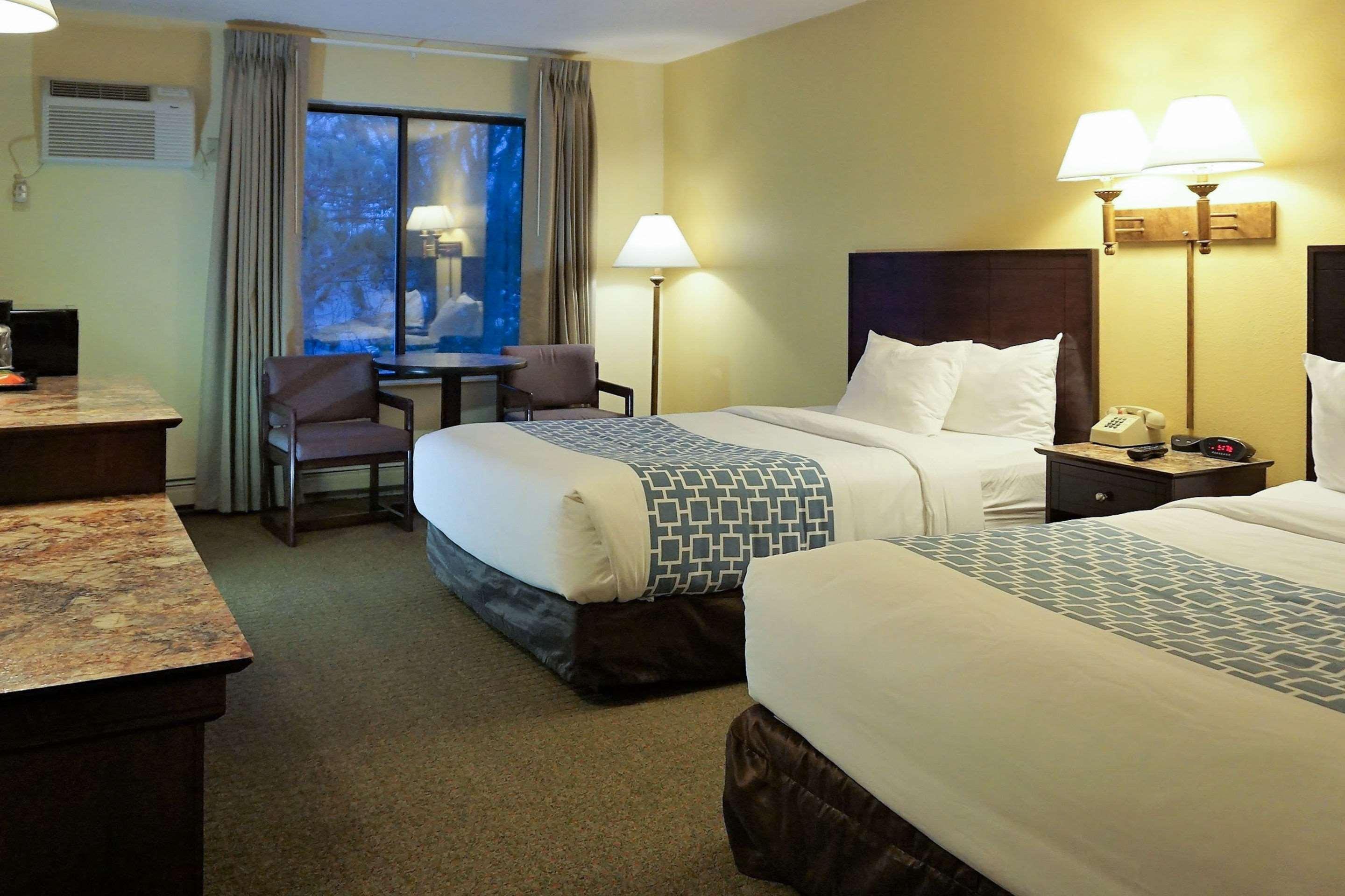 ROOM, 2 QUEEN BEDS
