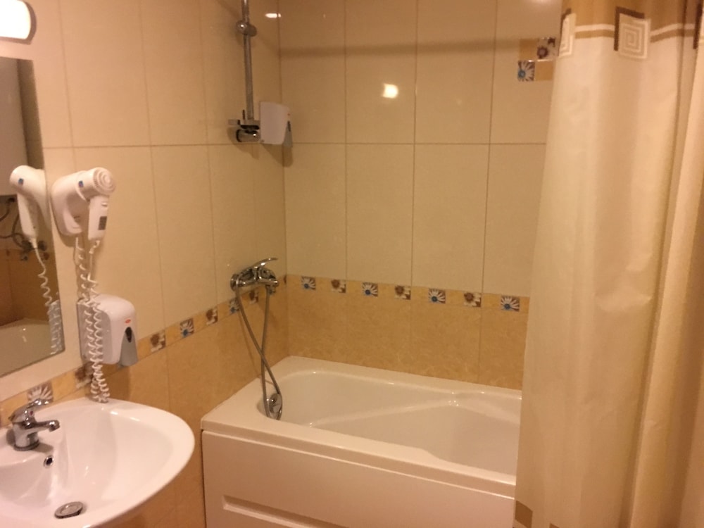 استوديو بسرير كينج بإطلالة على الجبل