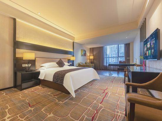 Astral Hotel 13/30