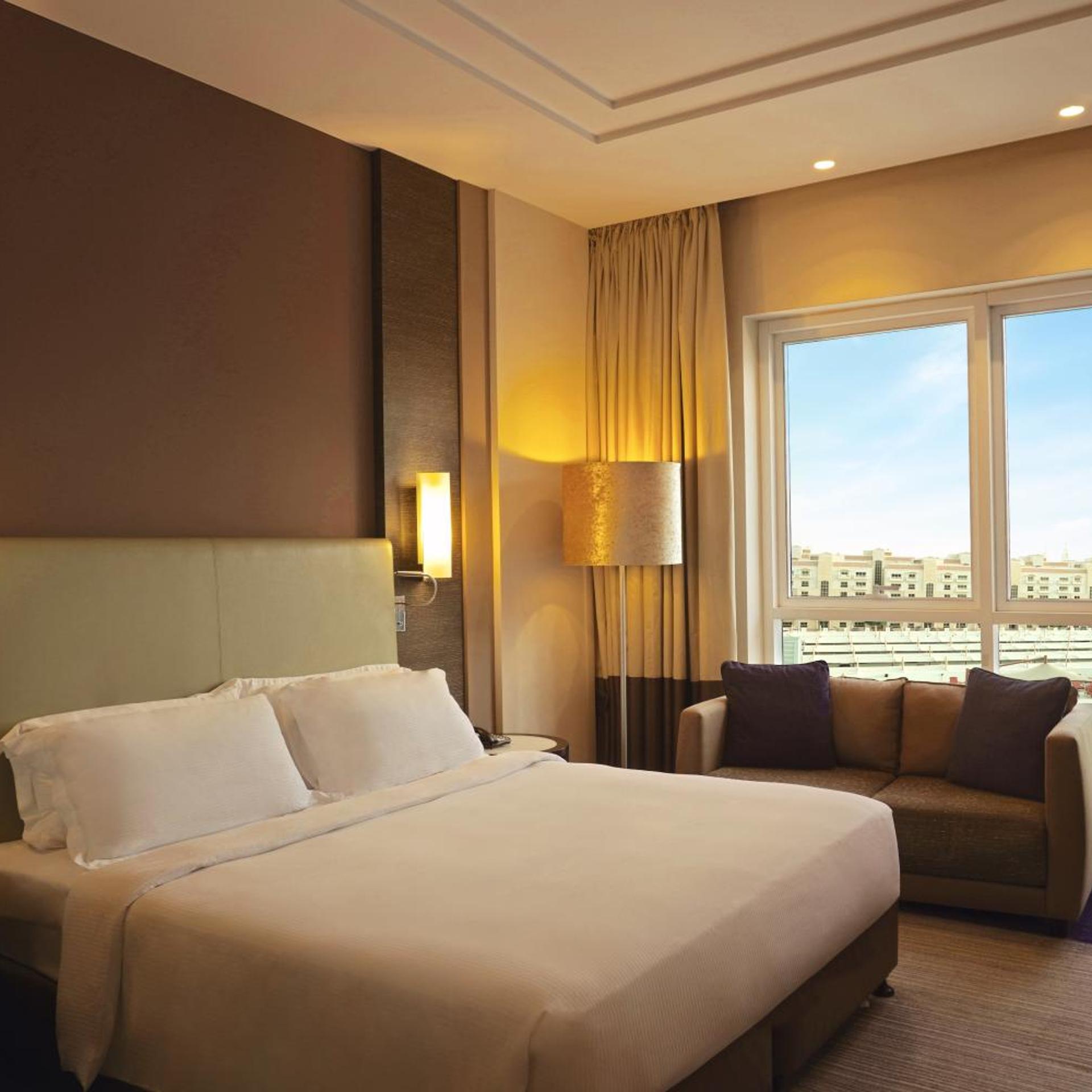 1 Bedroom, Spa, Suite, King Bed, Balcony, Kitchenette