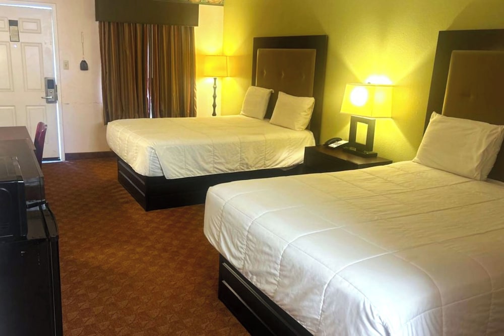 Victorian Inn By OYO Whitesboro US Hwy 82 33/55
