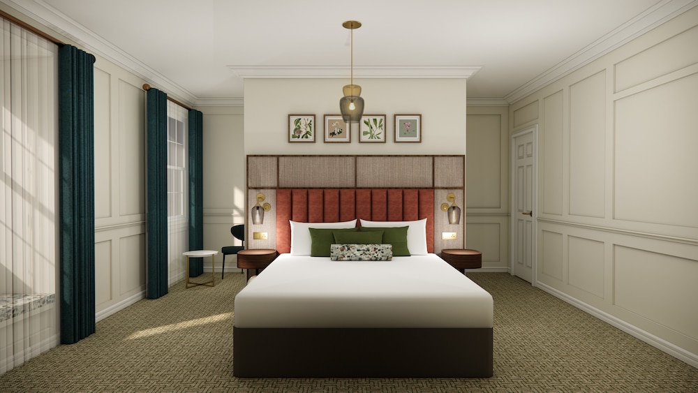 Standard, Queen Bed