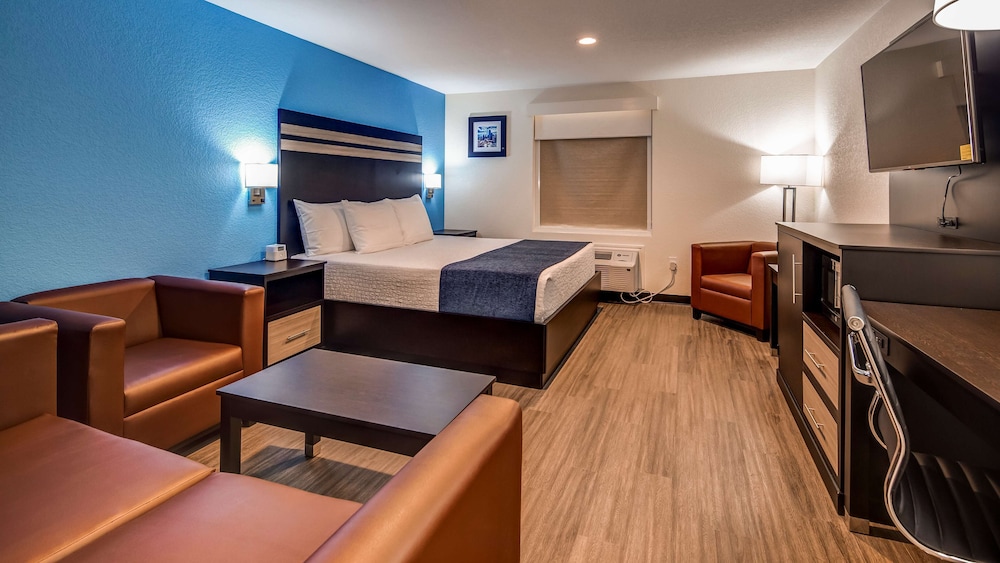 Surestay Plus Hotel By Best Western Humble 10/33