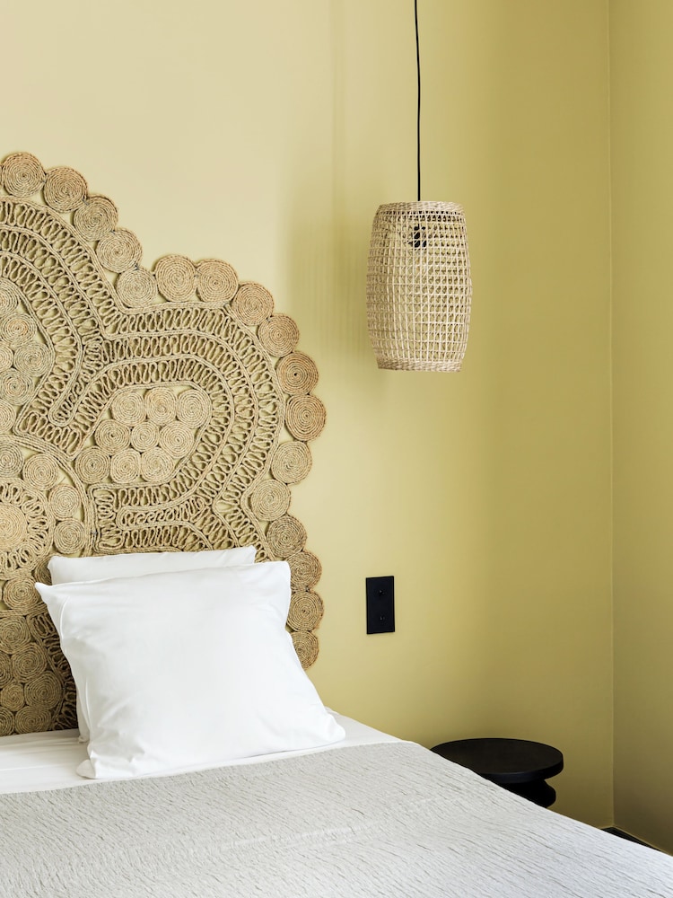 New Hotel Le Quai Vieux Port 34/69