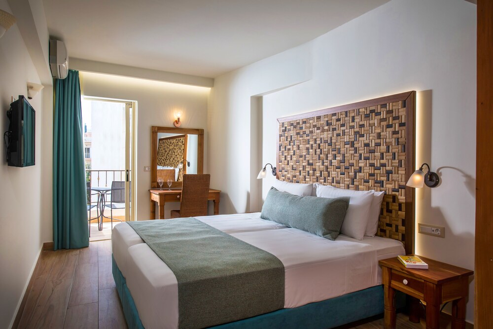 Anesis Blue Boutique Hotel 9/39