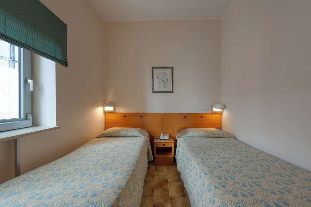 Hotel Barsotti 27/45
