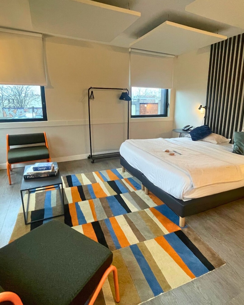 The Originals Boutique, Hotel Maison Montmartre Paris Les Puces 12/48