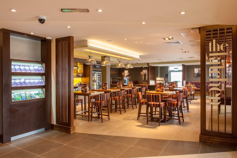 Premier Inn Witney 32/46