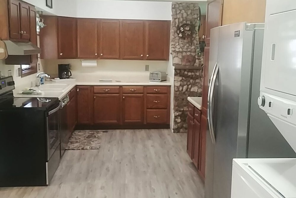 Freedom Ridge Cabins 54/54