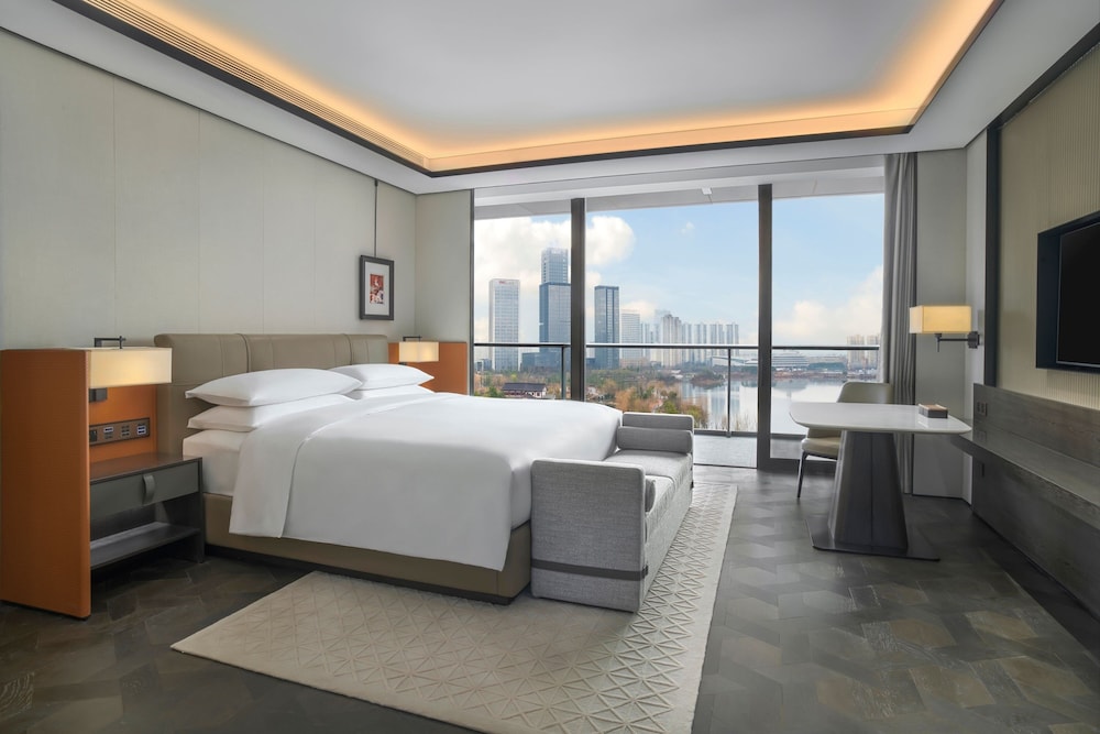 Sheraton Ninghai 17/60