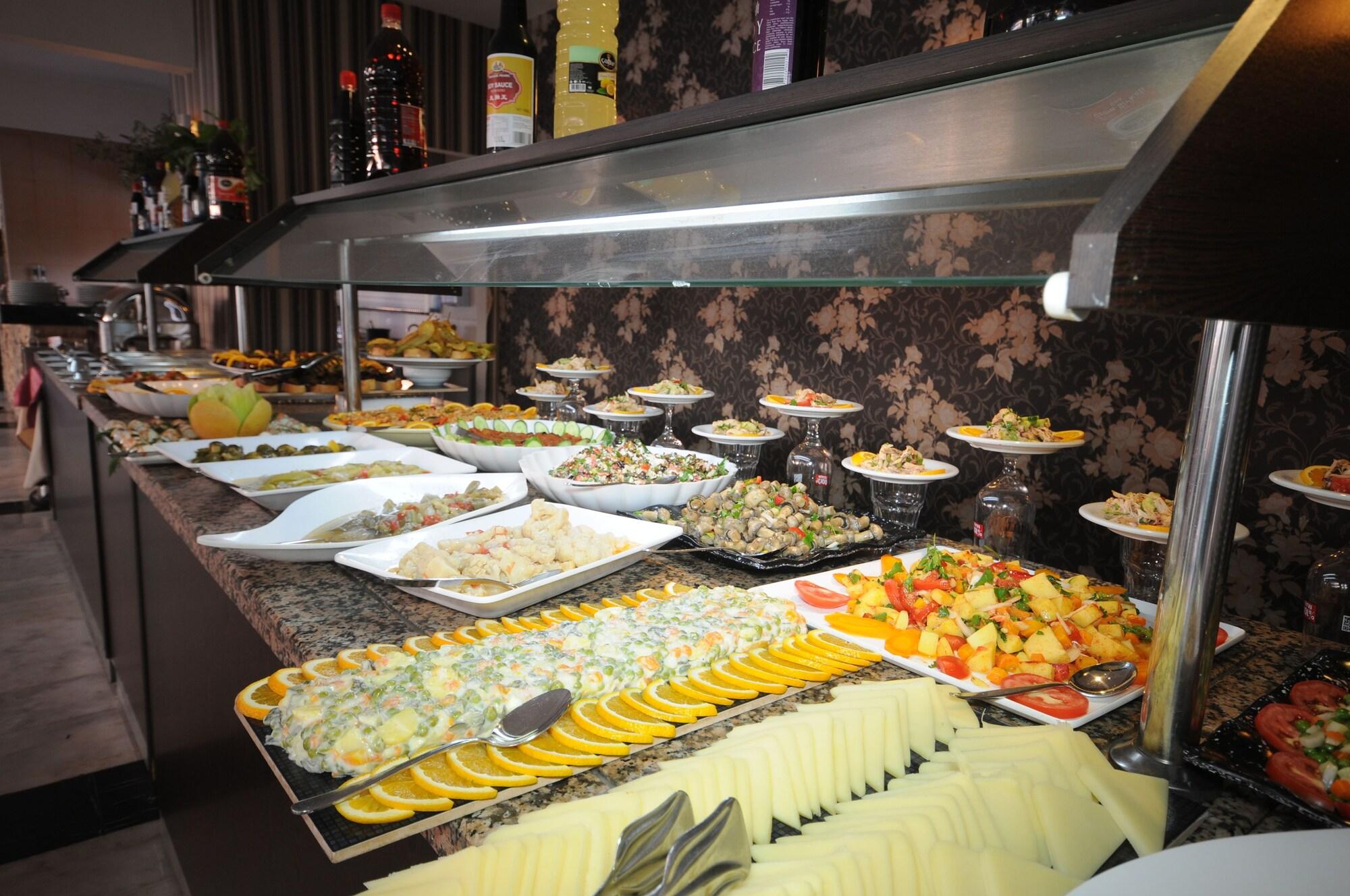 Mert Seaside Hotel 25/50