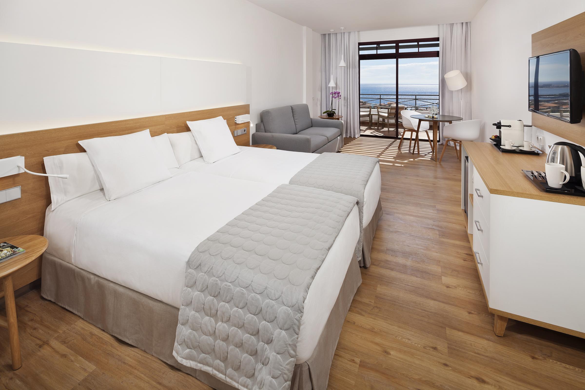 The Level, Sea View