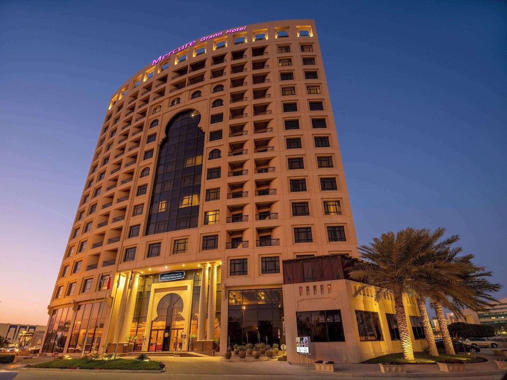Mercure Grand Hotel Seef - All Suites in MANAMA