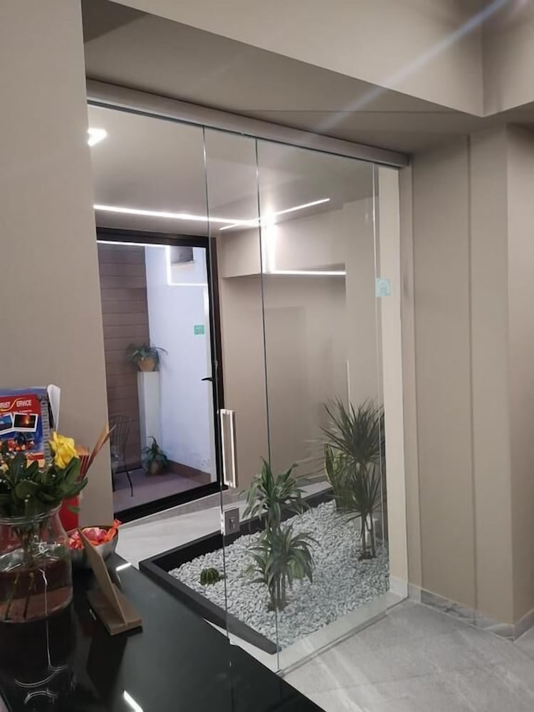 Ottomood Ala Ovest Catania Centro 24/33
