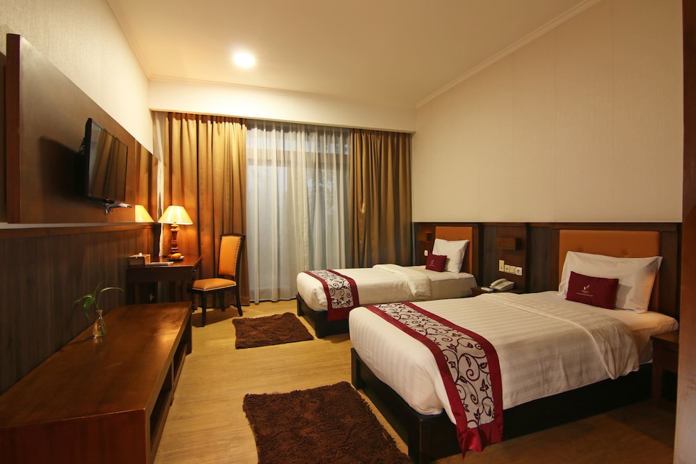 D Emmerick Salib Putih Hotel Salatiga 11/48