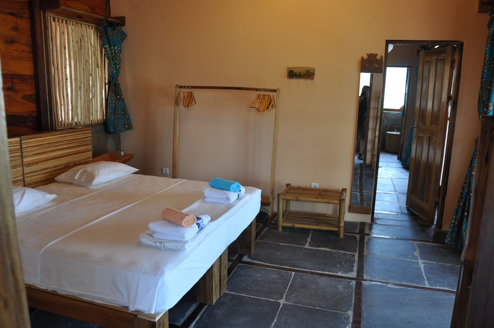 Mucumbli Hotel 7/48