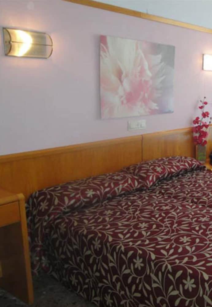 Hotel Esplendid 9/50
