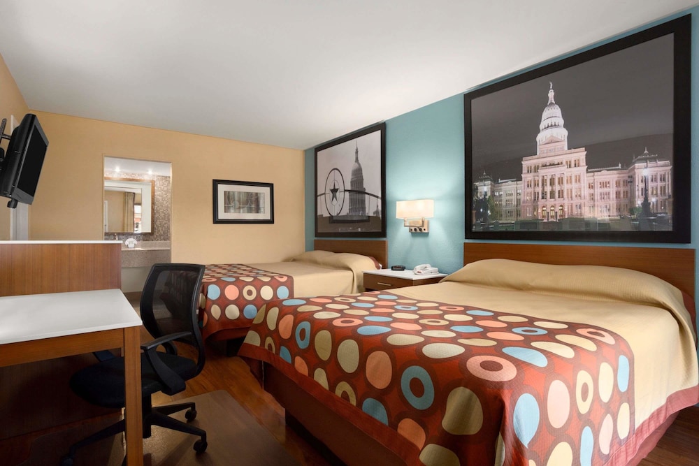 Super 8 By Wyndham Austin Downtown/Capitol Area 11/23