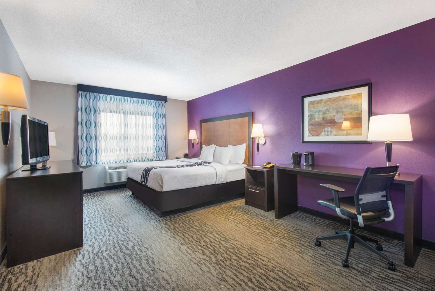 La Quinta Inn & Suites by Wyndham Erie 22/51