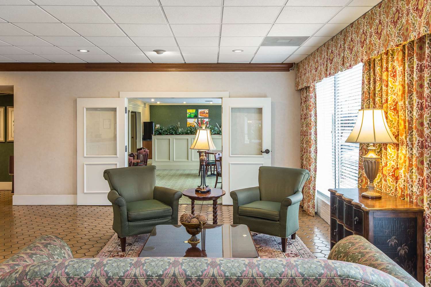 Rodeway Inn McDonough South I-75 17/24