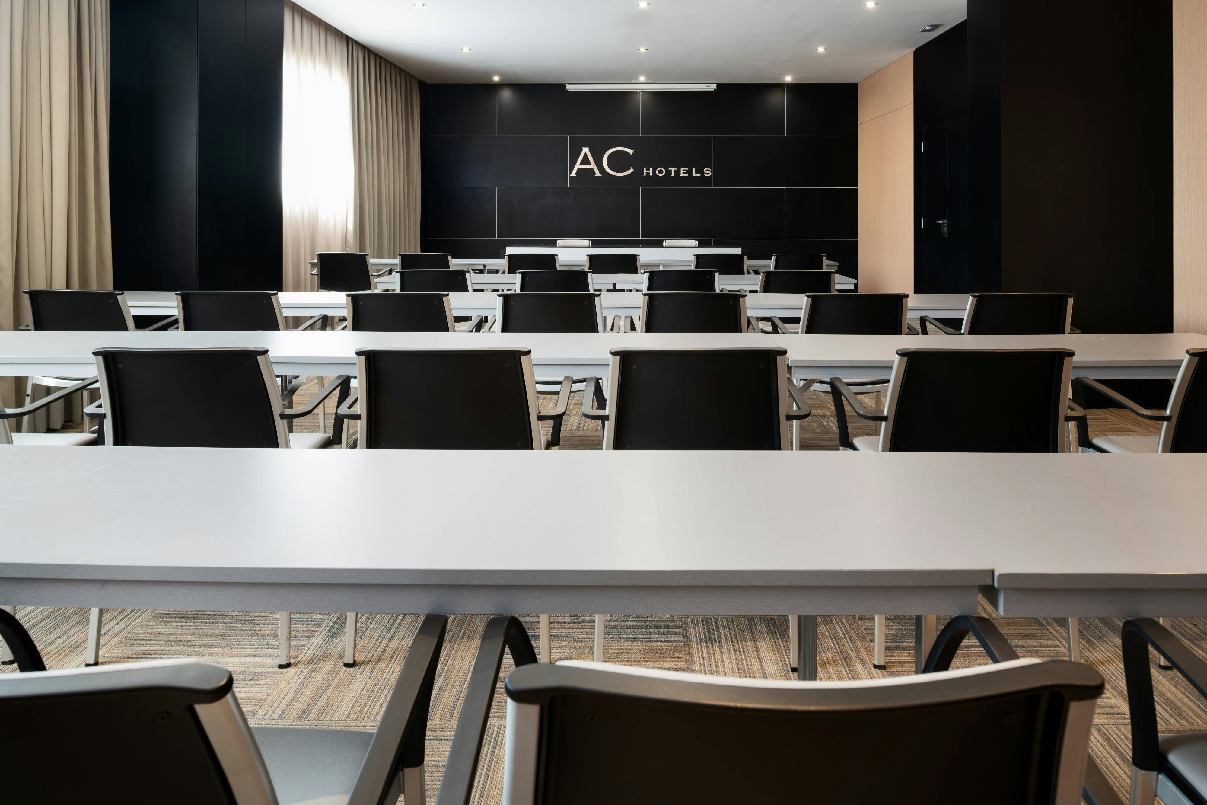 AC Hotel Algeciras by Marriott 40/48