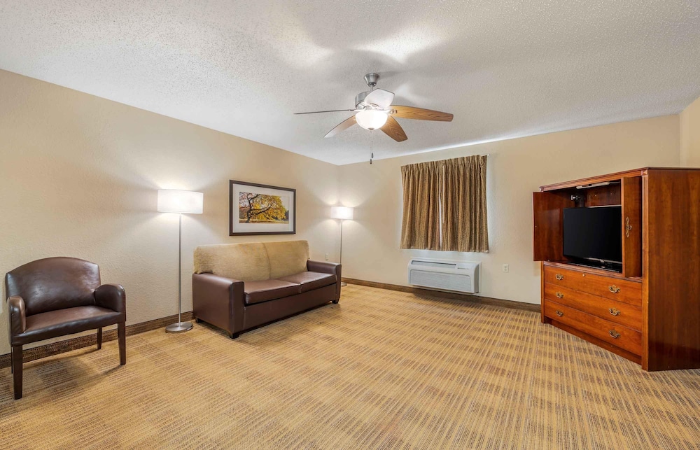 Extended Stay America - Evansville - East 37/55