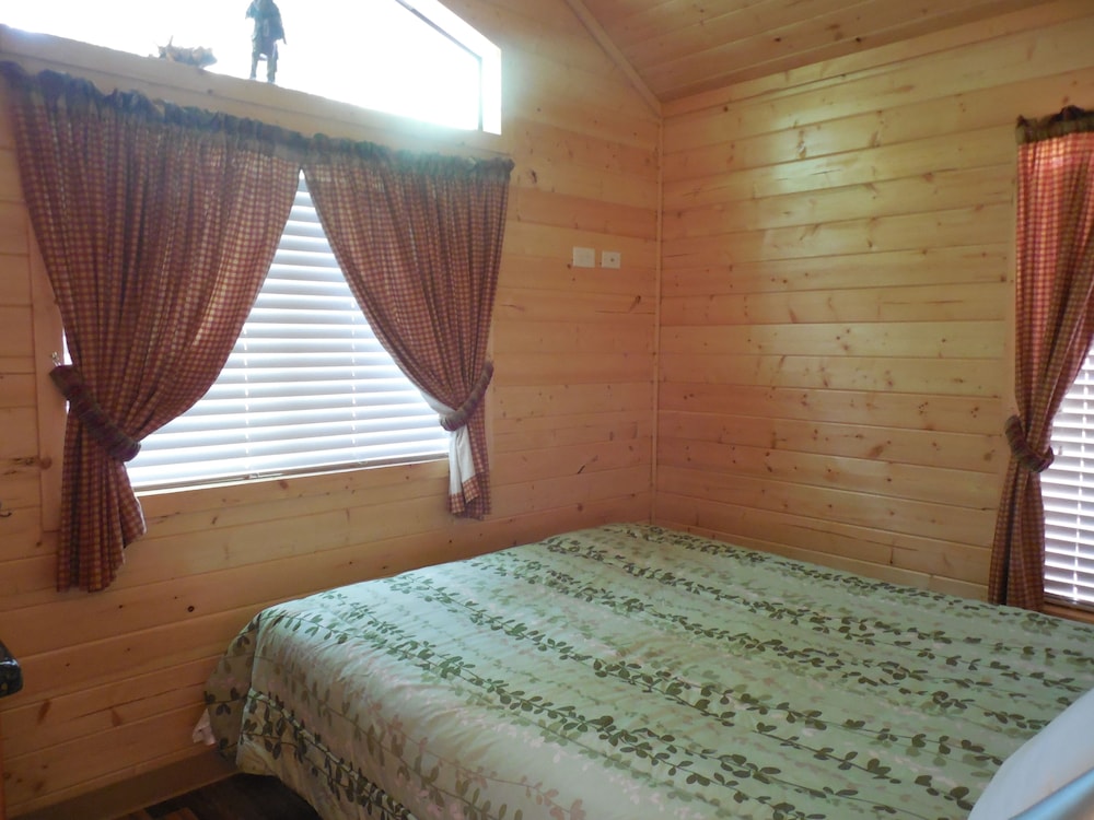 Snake River Park KOA and Cabin Village 25/63