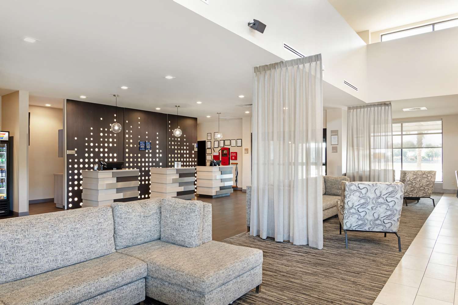 Best Western Plus Executive Residency Rigby's Water World Hotel 19/44