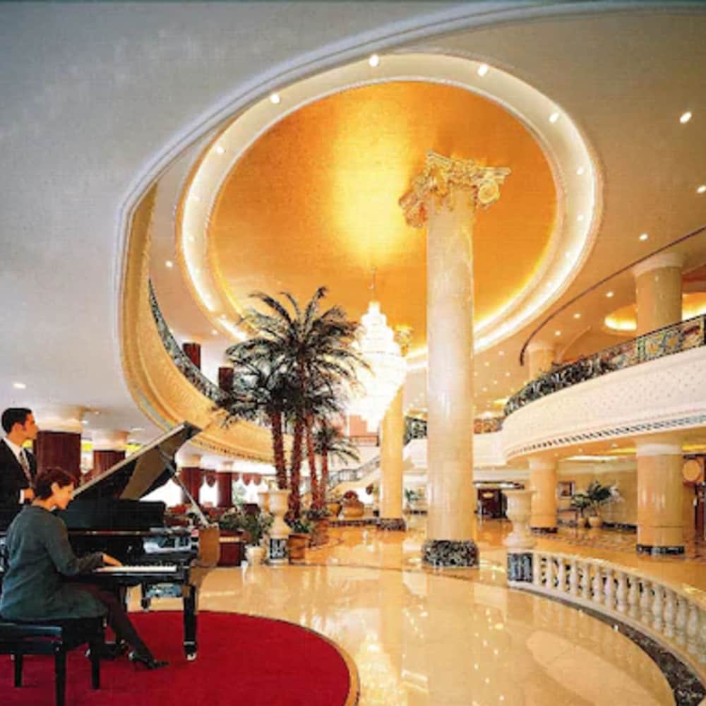 New Century Hotel Taizhou 13/15